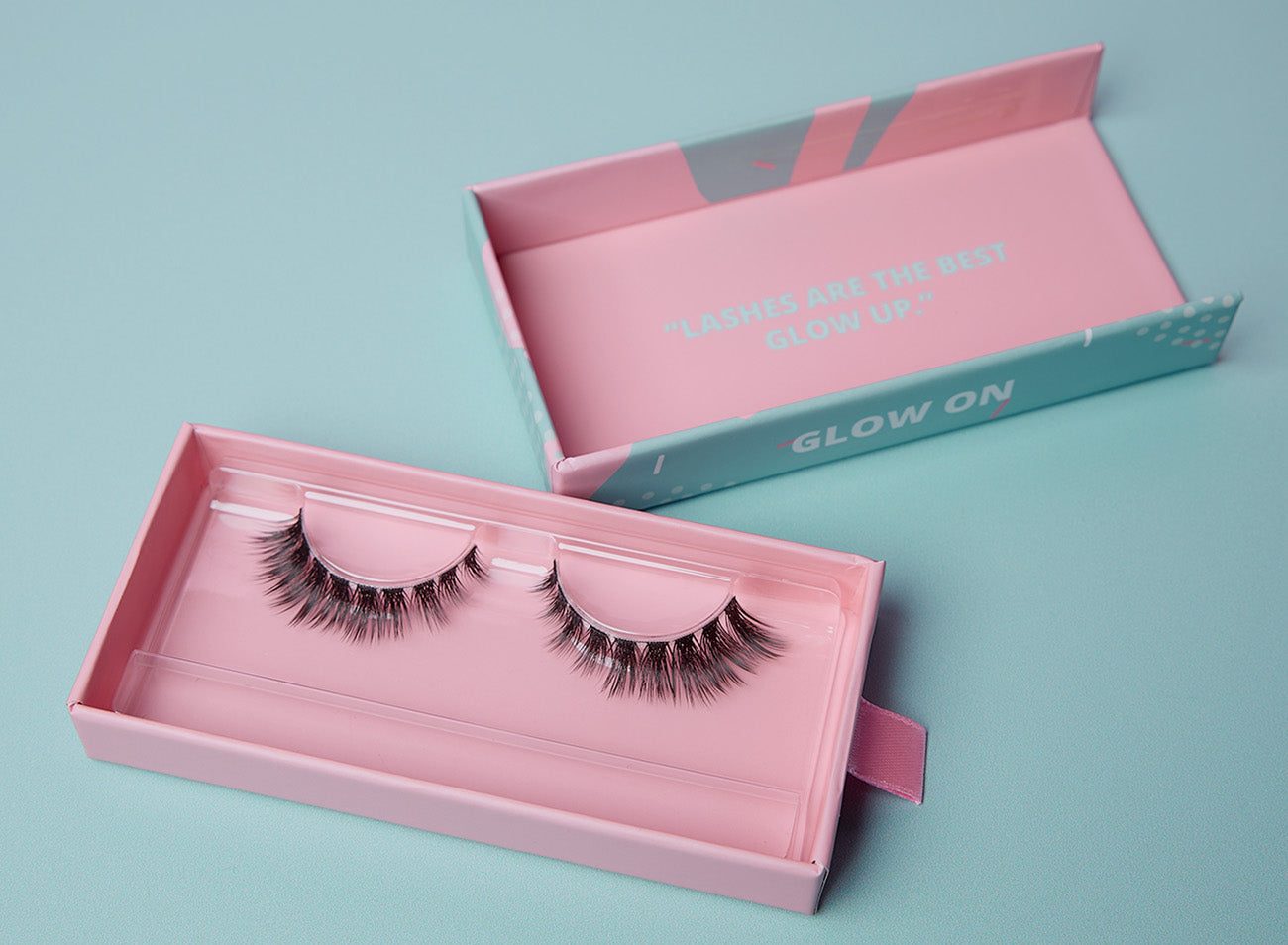 GirlGotLashes Glow On - Mini Box